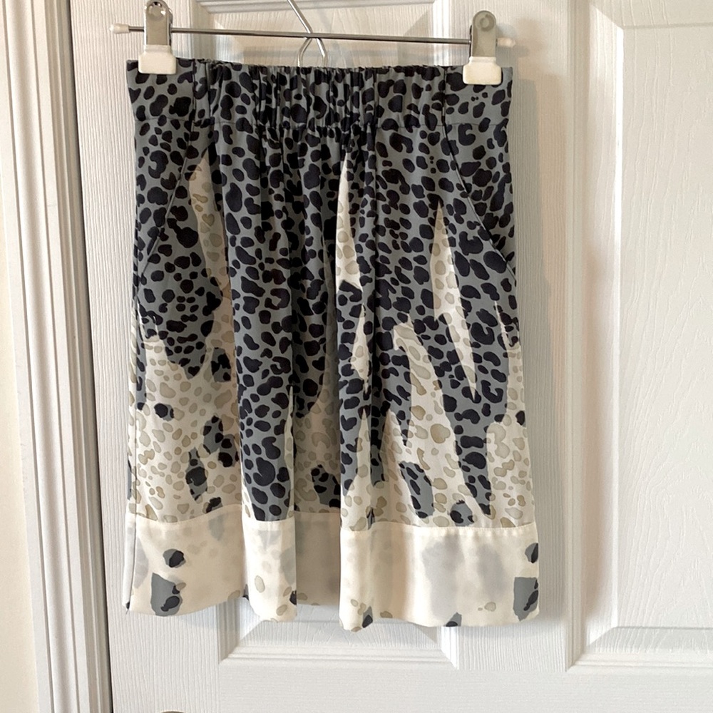 Cabi Women’s Size XS Animal Print Skirt
